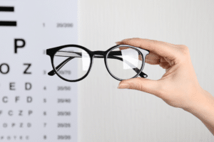 Myopia control glasses